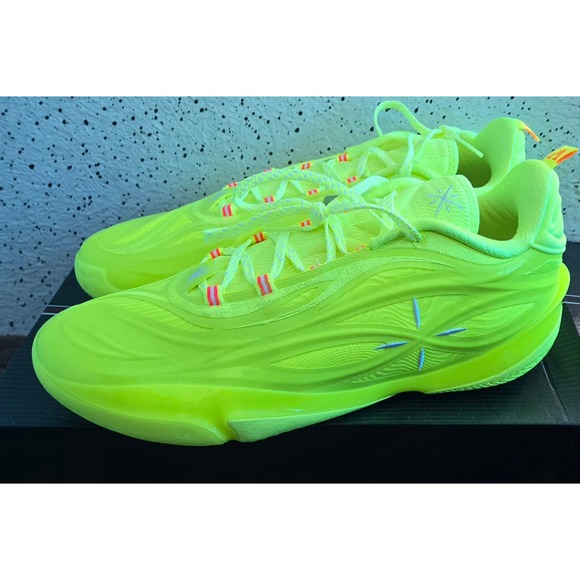 Li-Ning Way of Wade 11 CautionBasketbalShoesNeon YellowGreen ABAV045-3 Mens 11.5 main image 6